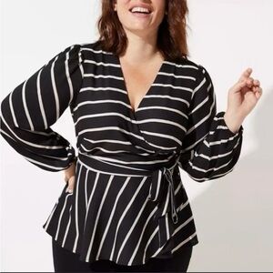 LOFT Wrap Top in Stripes Size L